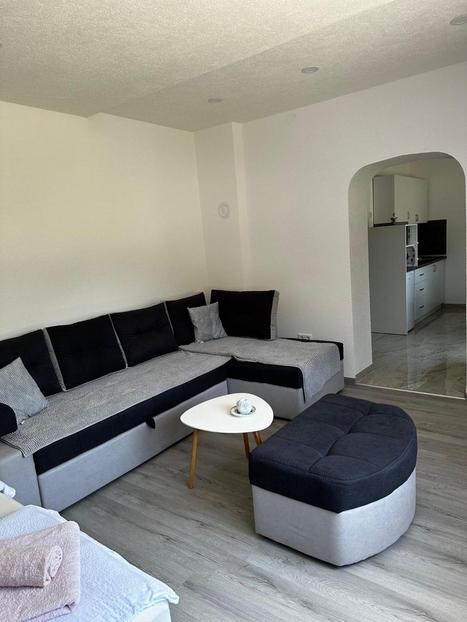 Apartman Edwin Яйце Екстериор снимка